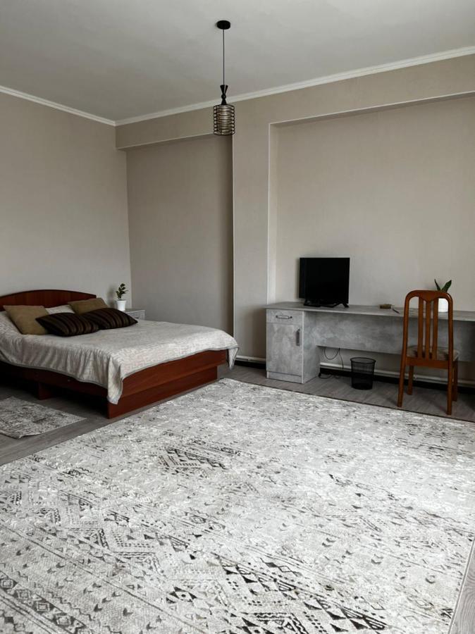 Meiman House Close To Asia Mall Bishkek Luaran gambar
